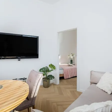 Apartment Wiktoryn 21 Citysphere Premium 2