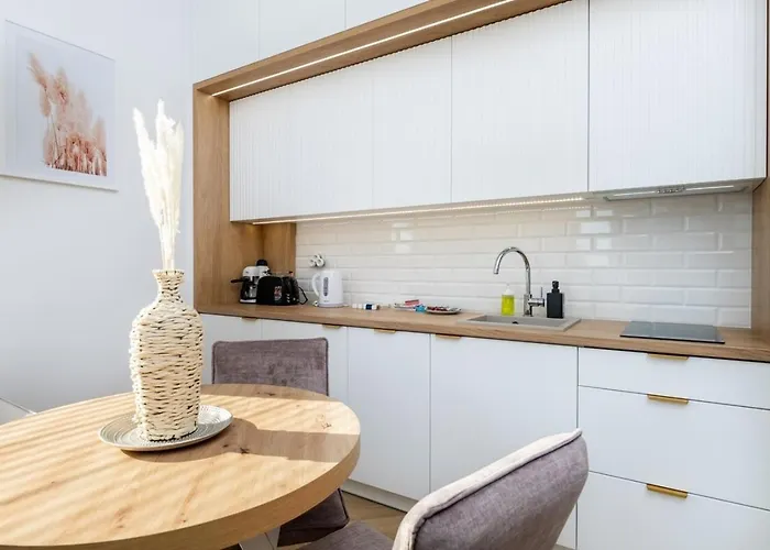 Wiktoryn 21 Citysphere Premium 2 Varšava