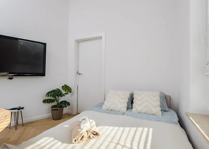 Wiktoryn 21 Citysphere Premium 2 *